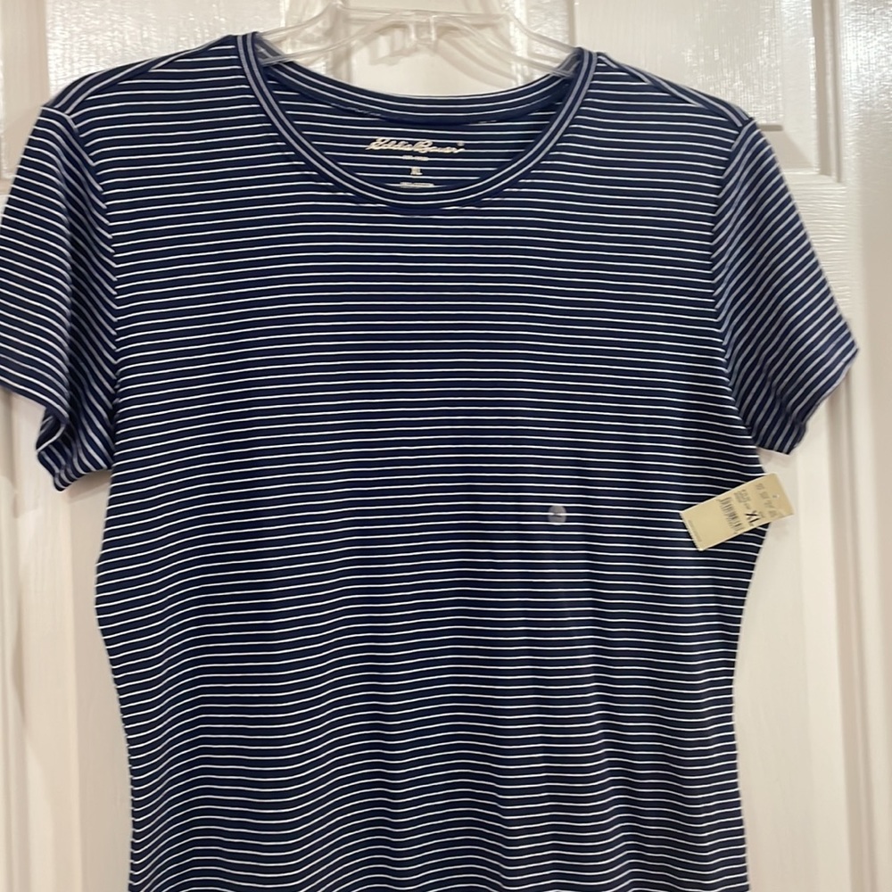 Women’s 4 Piece Top Bundle - Picture 7 of 11